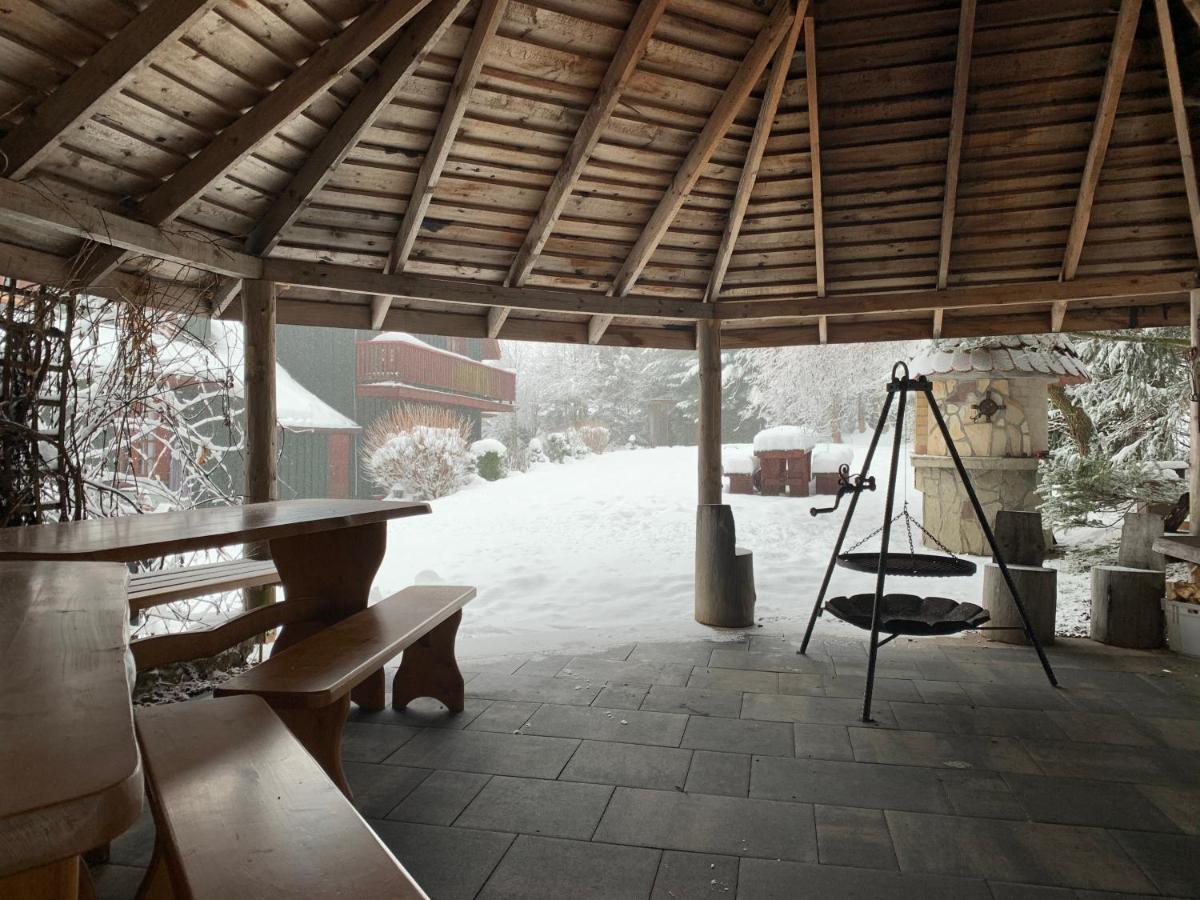 Bed and Breakfast Gosciniec Pod Smrekami Чорштын Экстерьер фото