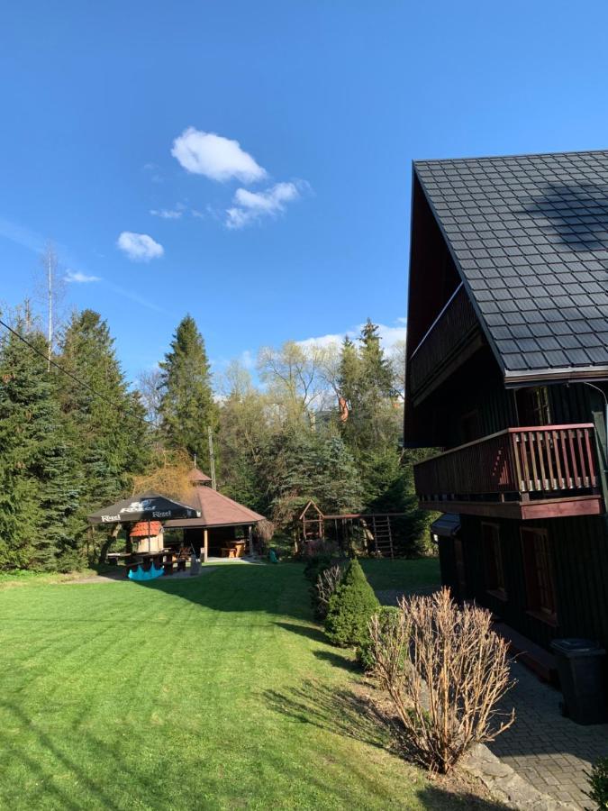Bed and Breakfast Gosciniec Pod Smrekami Чорштын Экстерьер фото