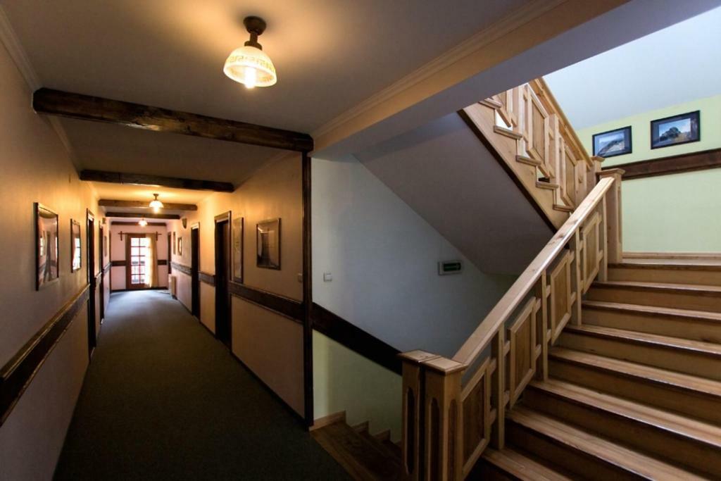 Bed and Breakfast Gosciniec Pod Smrekami Чорштын Экстерьер фото