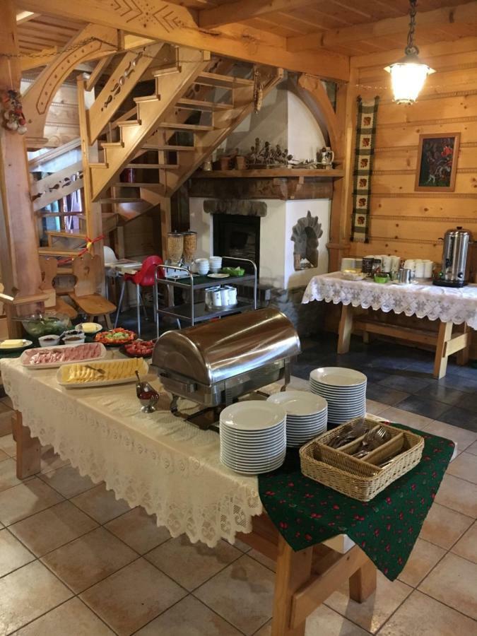Bed and Breakfast Gosciniec Pod Smrekami Чорштын Экстерьер фото